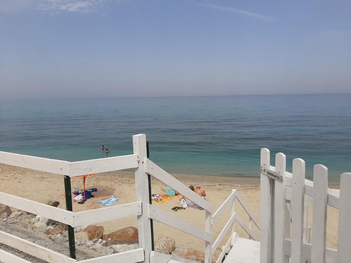Villetta Sul Mare Capo Vaticano Buitenkant foto